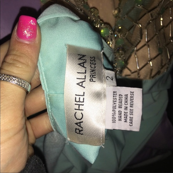 PROM DRESS - Picture 7 of 8